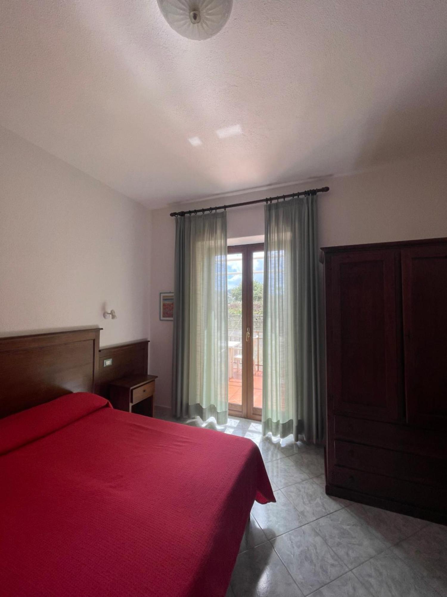 Residence Andrea A Mare Forio  Bagian luar foto