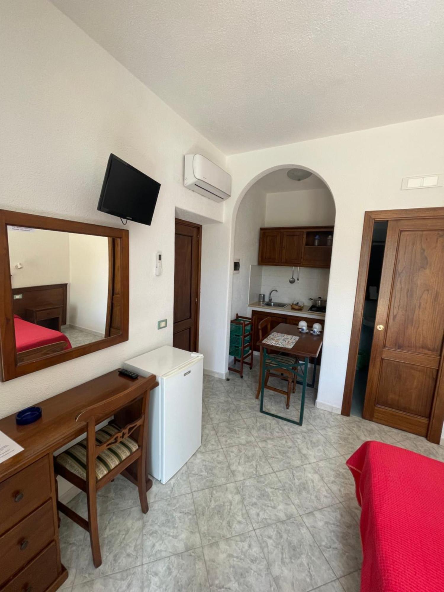 Residence Andrea A Mare Forio  Bagian luar foto