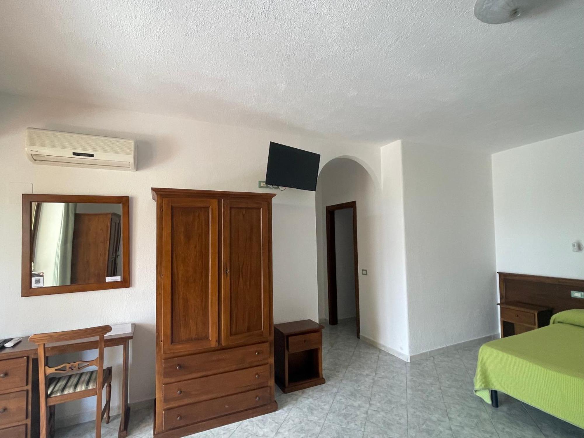Residence Andrea A Mare Forio  Bagian luar foto