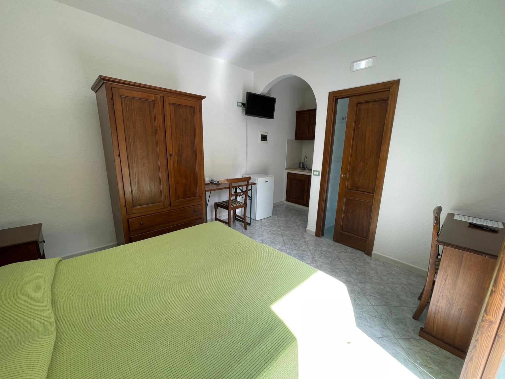 Residence Andrea A Mare Forio  Bagian luar foto