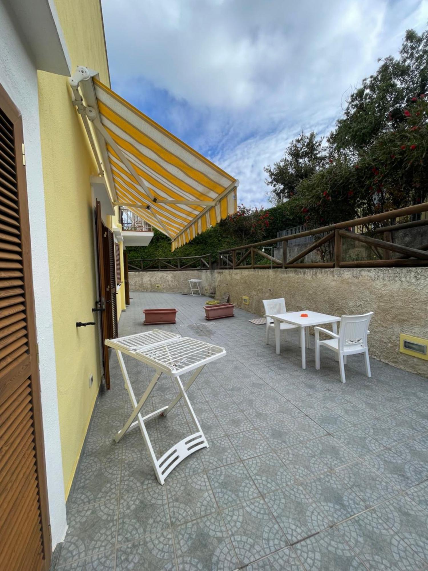 Residence Andrea A Mare Forio  Bagian luar foto