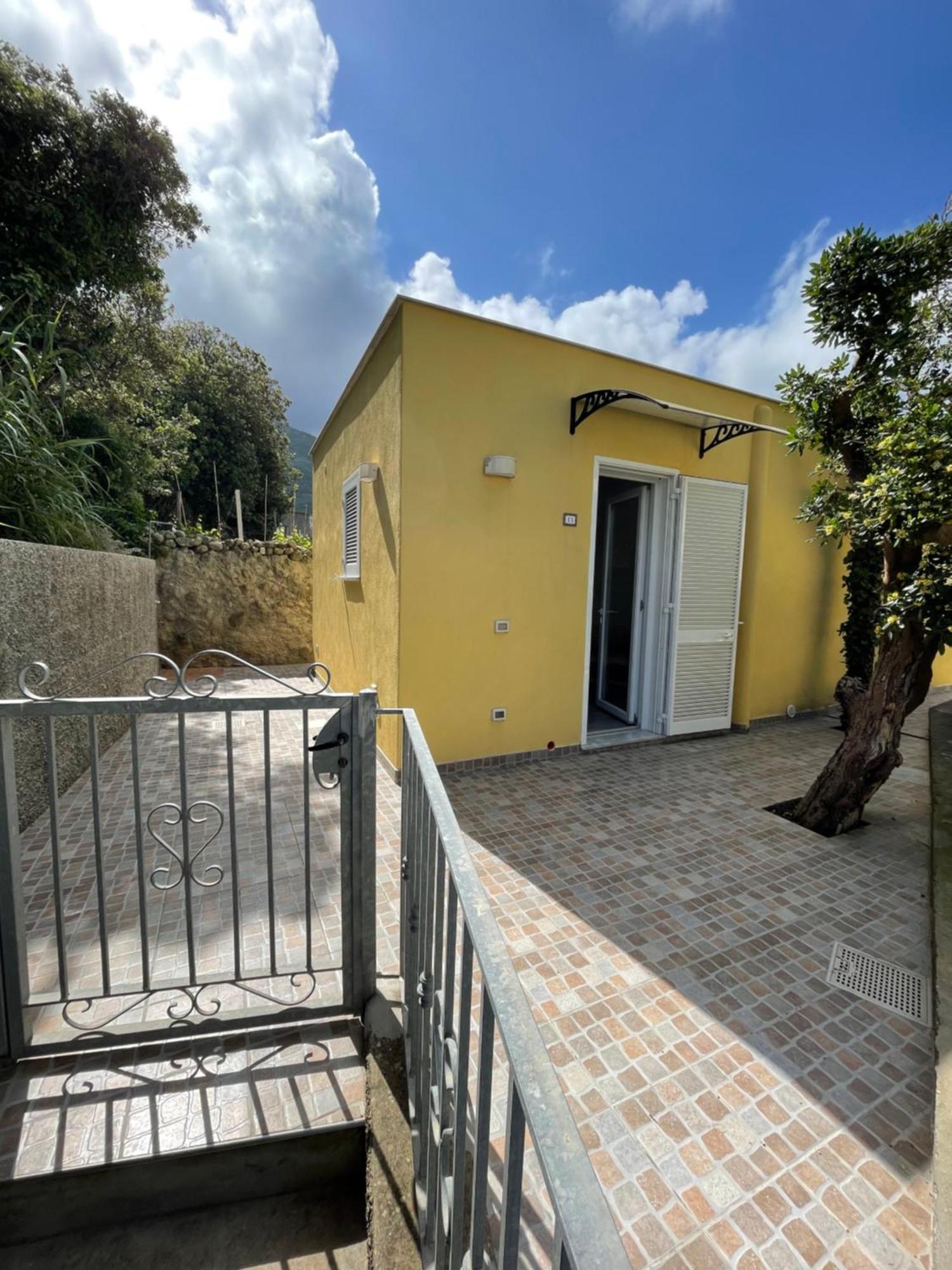 Residence Andrea A Mare Forio  Bagian luar foto