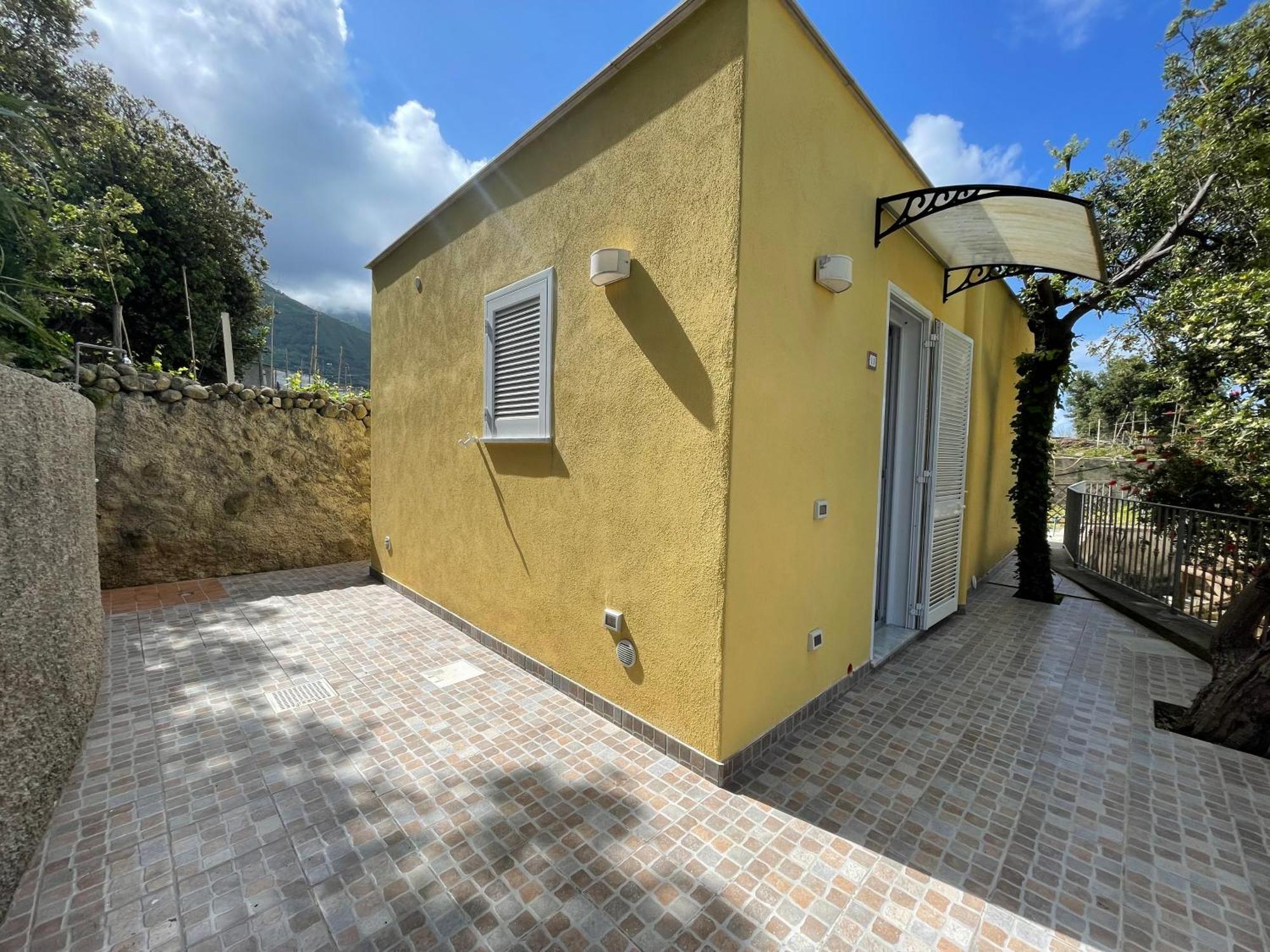 Residence Andrea A Mare Forio  Bagian luar foto