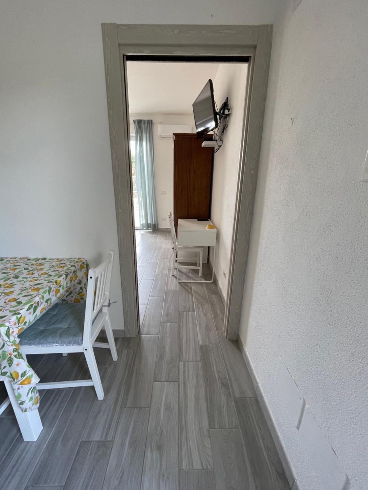 Residence Andrea A Mare Forio  Bagian luar foto